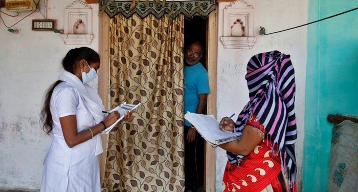 महाराष्ट्र सरकार की मांग पर केन्द्र ने खड़े किये हाथ, अभी कोरोना का घर-घर जाकर टीकाकरण संभव नहीं